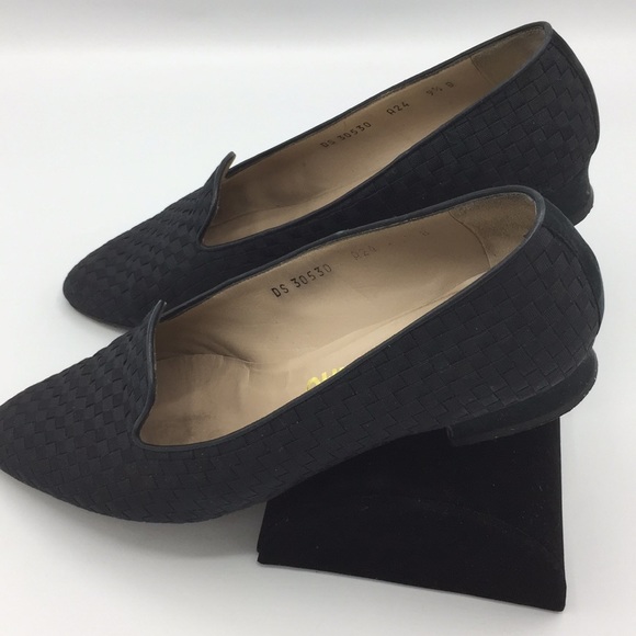 Salvatore Ferragamo Navy Blue Woven Fabric 9 1/2 B - Picture 6 of 6